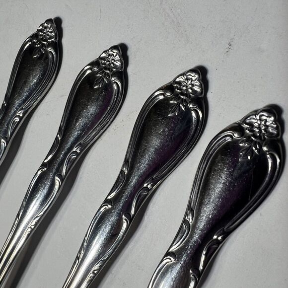 4 X Oneida silver WM Montclair OHSMONTC Dinner Forks Floral Tip Stainless - Picture 3 of 10